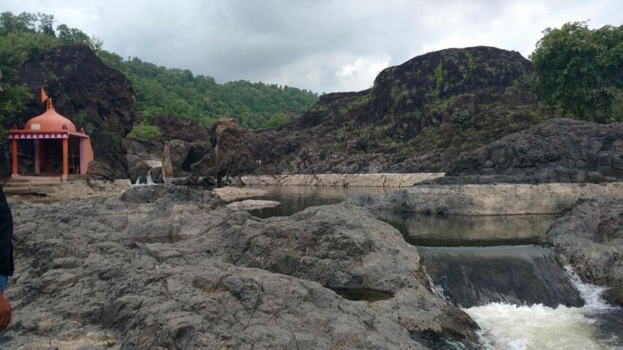 Wari Hanuman, Akot — photograph 7